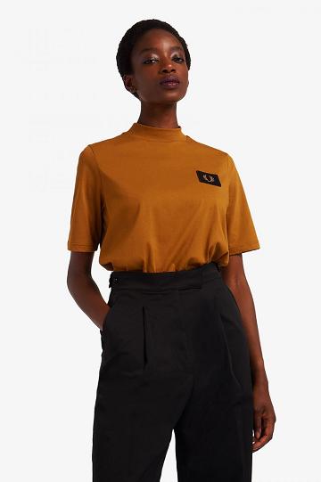 Camel Fred Perry High Neck Badge Detail Women's T Shirts | PH 2036TCEV